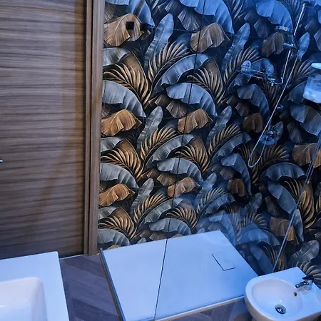 Partenope Chiaia & Room's Pensjonat 4*